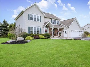 48 Quail Ln, Rochester, NY 14624