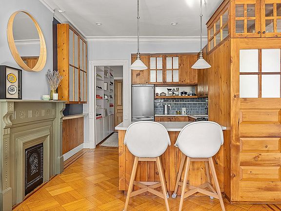 3rd image of 193 Sterling Pl APT 3