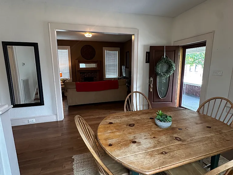 Entryway dining area