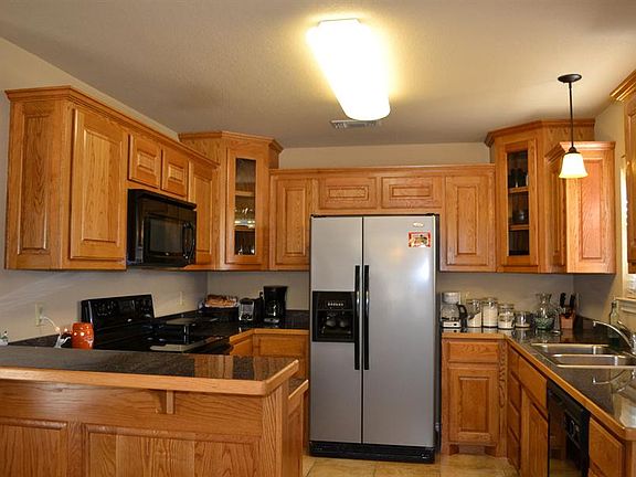 3rd image of 1142 Prairie Wind Blvd
