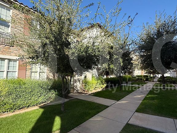 5th image of 3621 E Horace Dr