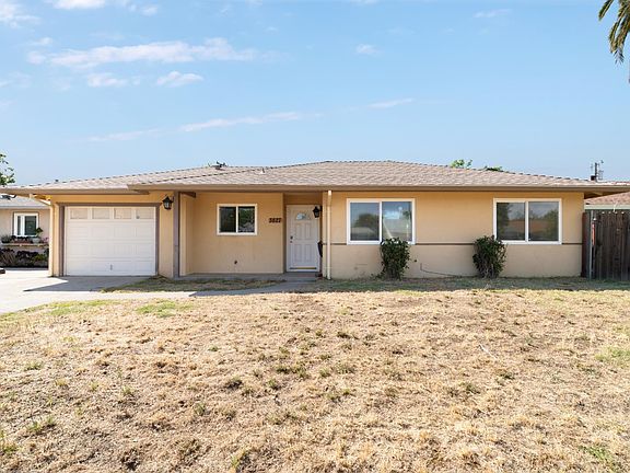 2nd image of 3827 Lankershim Way