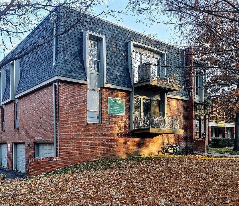 1st image of 3927 Clark Ave #4