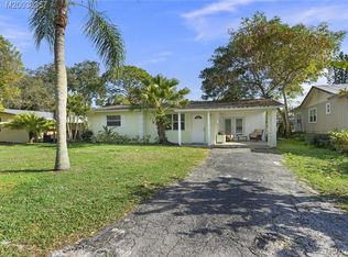 3184 SE Banyan St, Stuart, FL 34997