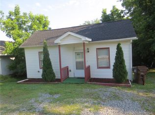 903 Newlin Pl, High Point, NC 27260