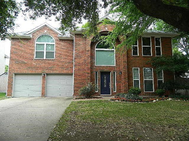 Lovely front elevation with great landscaping
