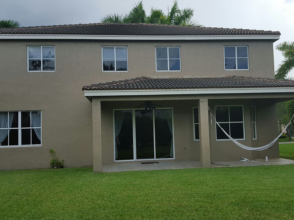 1st image of 856 Nandina Dr