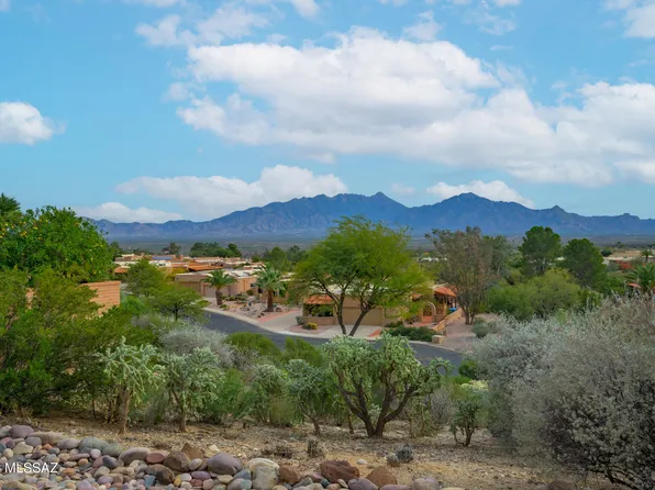937 W Desert Hills Dr, Green Valley, AZ 85622