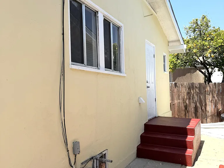 1530 S Gaffey St — Photo 20