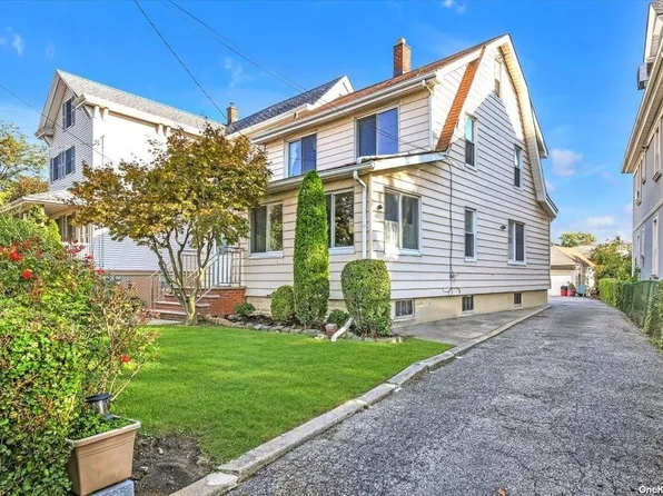 135-08 14th Avenue, College Point, NY 11356
