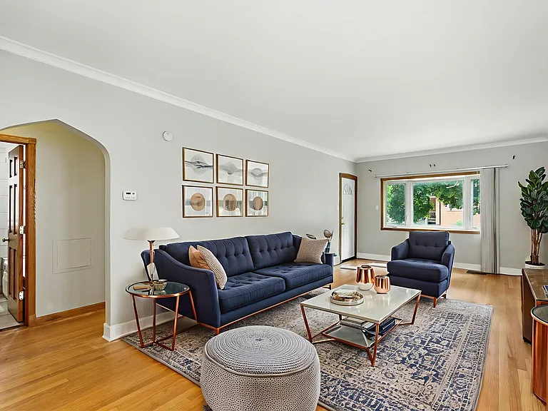 5837 W Peterson Ave #1 — Photo 3
