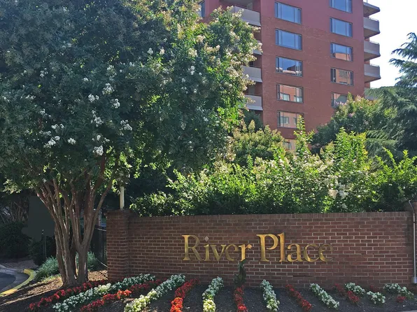 1111 Arlington Blvd APT 340, Arlington, VA 22209