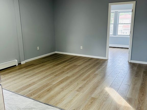 5th image of 166-06 Foch Blvd #166-06