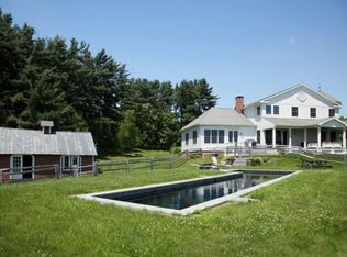 423 Highmount Rd, Hannacroix, NY 12087