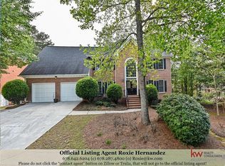 10370 Tuxford Dr, Alpharetta, GA 30022