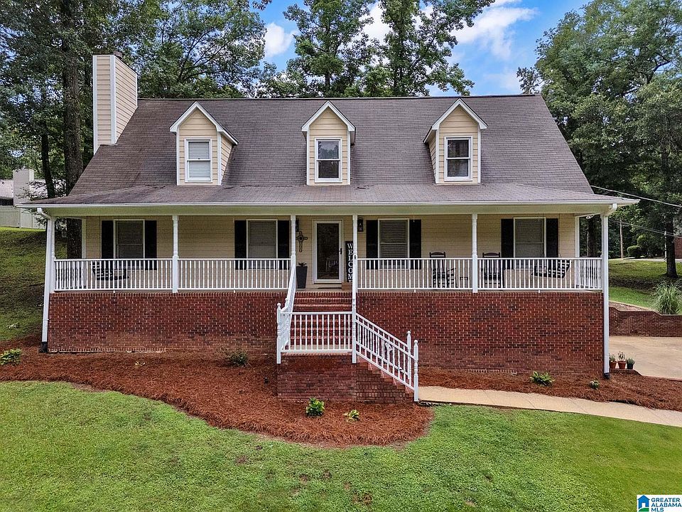 1st image of 8224 Oxford Dr