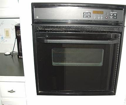 BUILT IN WALL OVEN
