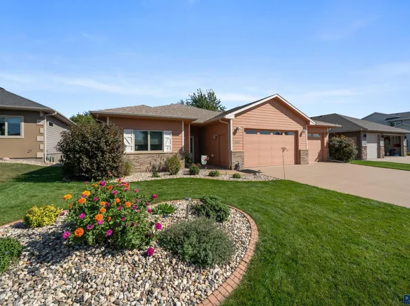 6308 S El Dorado Ave, Sioux Falls, SD 57108