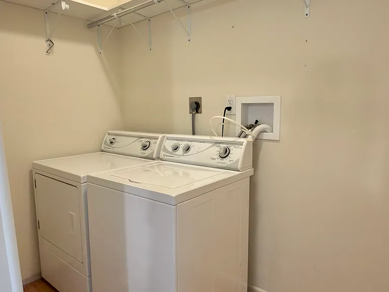 217 Bridge St #1 — Photo 27