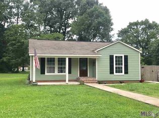 320 Pine St, Denham Springs, LA 70726