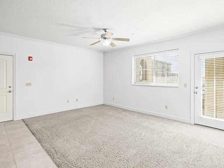 947 W 1010th St N #406 — Photo 20