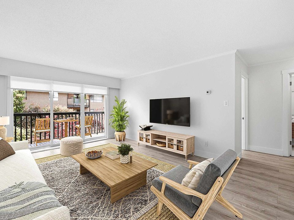 1st image of 211 3rd St W #112