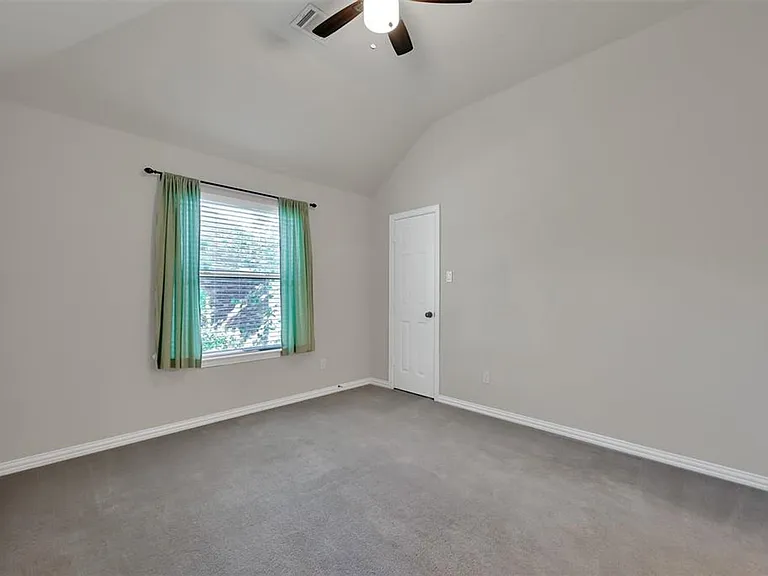 2 Maitland Ct — Photo 21
