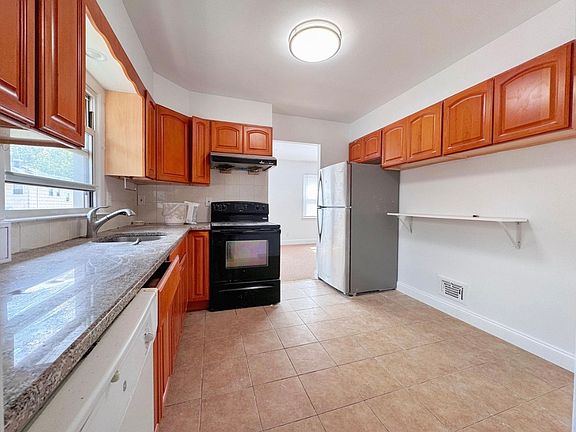 4th image of 57-04 226th St Floor 2