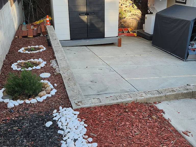 3765 Winona Ave — Photo 13