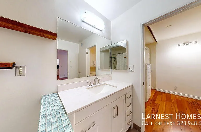 1010 N Kings Rd #310 — Photo 14