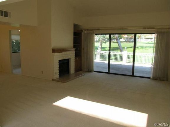 3rd image of 1073 Saint Andrews Dr