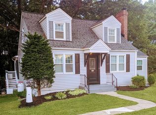 8301 Hooes Rd, Springfield, VA 22152