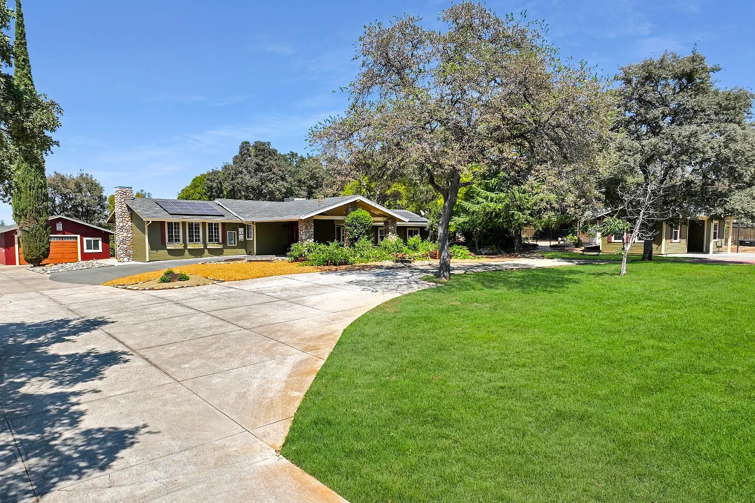 11131 Dry Creek Rd photo 1
