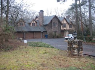 4431 Oakhurst Dr, Louisville, TN 37777