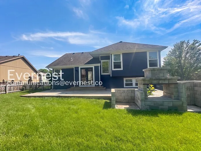 1902 Brent Ln — Photo 20