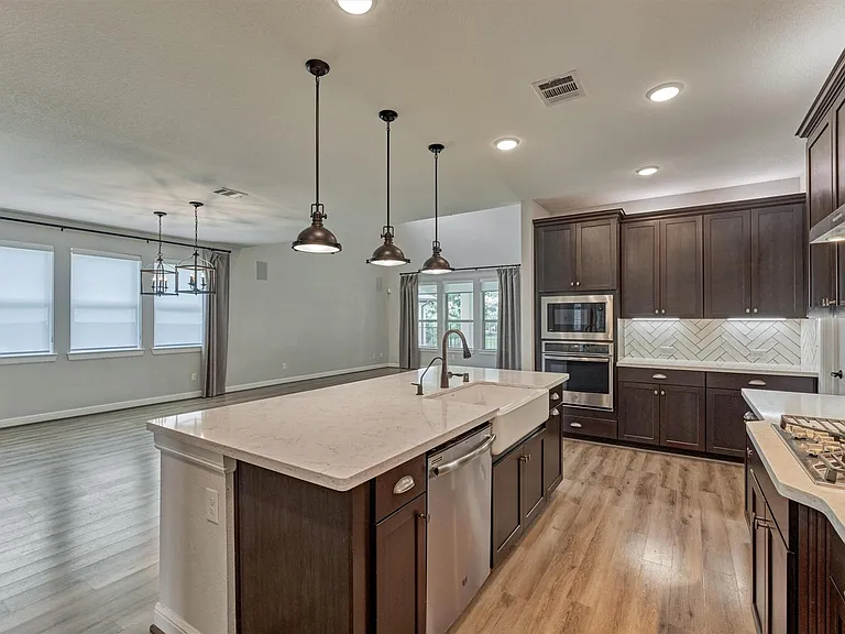 11 Shumard Oak Dr — Photo 12
