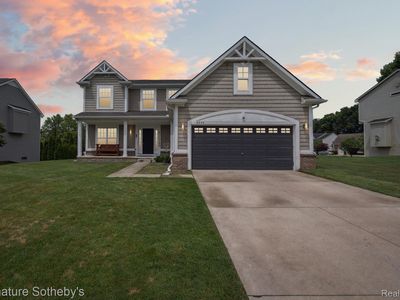 8926 El Dorado Dr, White Lake, MI, 48386