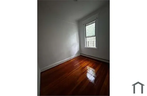 429 Prescott St Photo 1