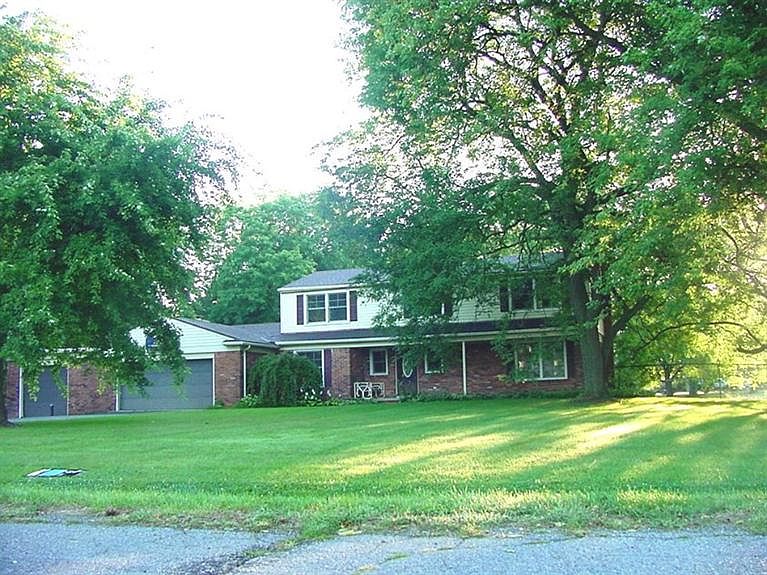 1st image of 3600 Meadow Ln