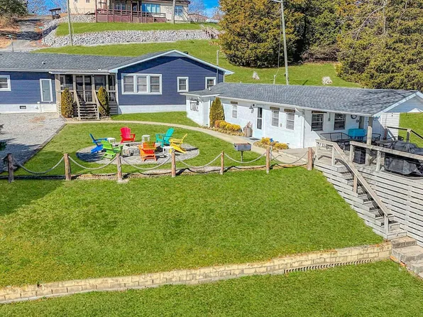 110 Lake Shore Dr, New Concord, KY 42076