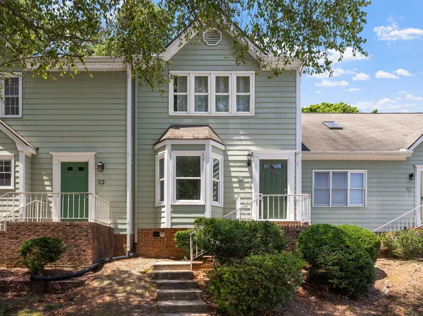 516 Caprice Ct, Raleigh, NC 27606