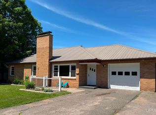 430 N Main St, Lanse, MI 49946