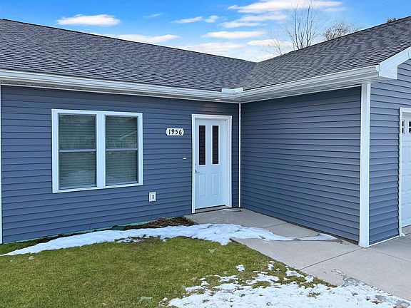 3rd image of 1956 Retzlaff Drive