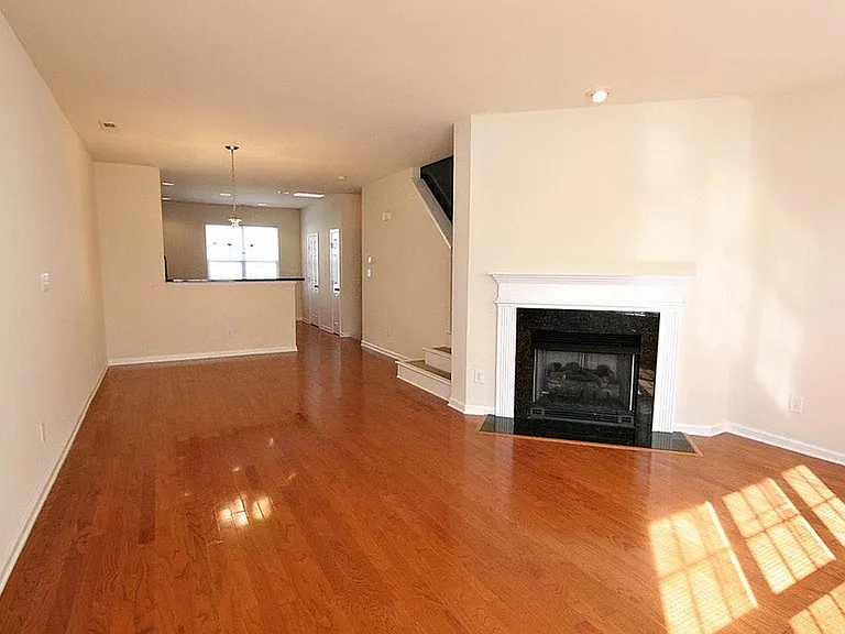 143 Dove Cottage Ln — Photo 8