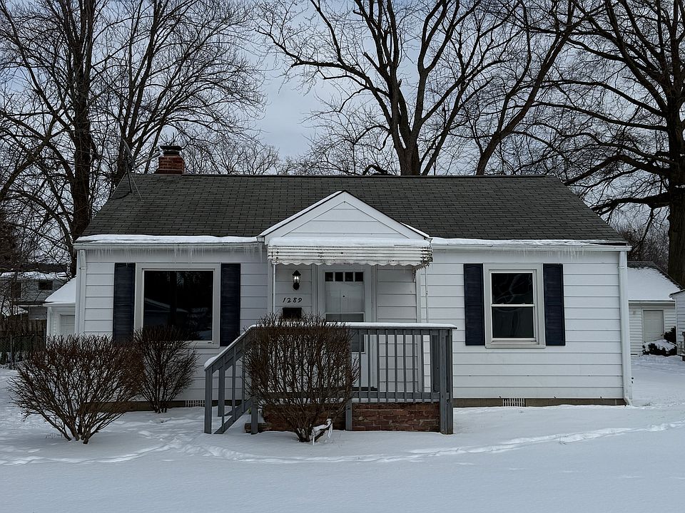 1st image of 1289 E 359th St
