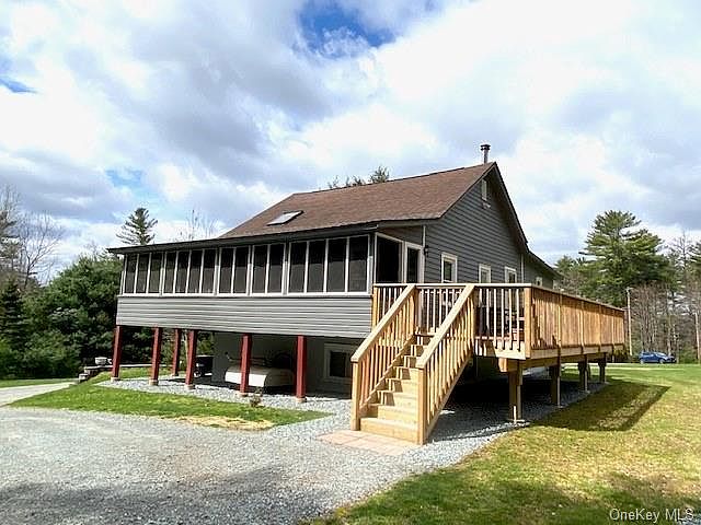 1st image of 33 Bungalow Hl