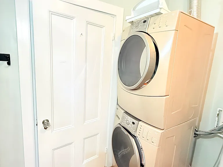 200 Central St #2 — Photo 9