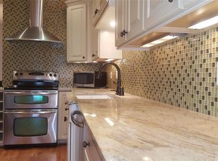 1902 Augusta Dr APT 22, Houston, TX 77057