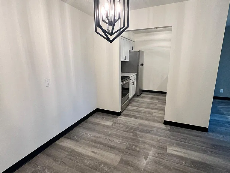 931 Old Marion Rd NE #201 — Photo 7