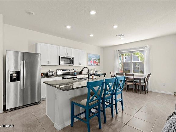 4th image of 3075 Meleto Blvd